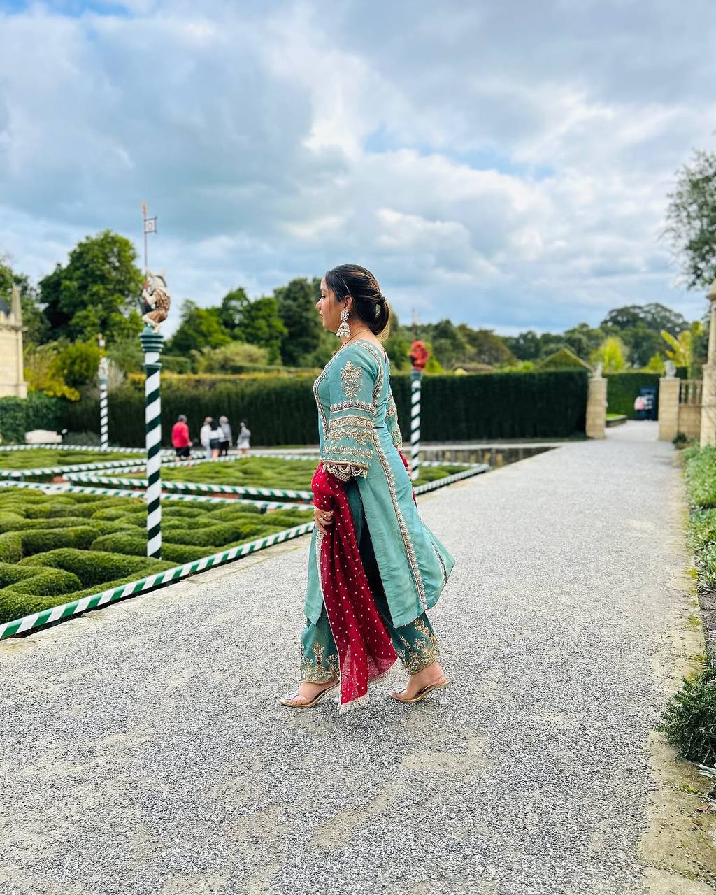 EW DESIGNER WEAR HEAVY CHINE SEQUENCE WITH - Vastra Gehna