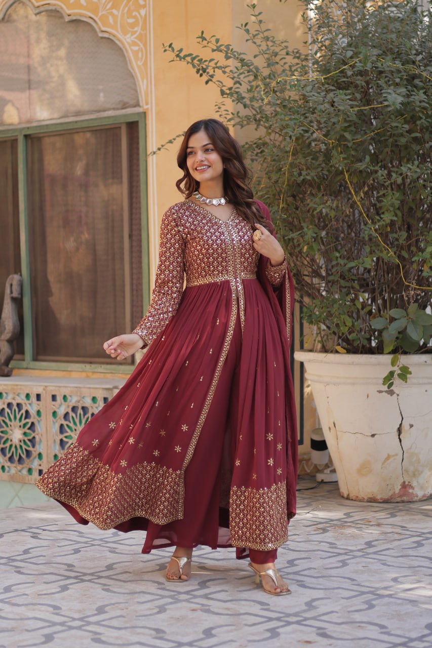 READYMADE KURTI WITH PANT & DUPATTA - Vastra Gehna