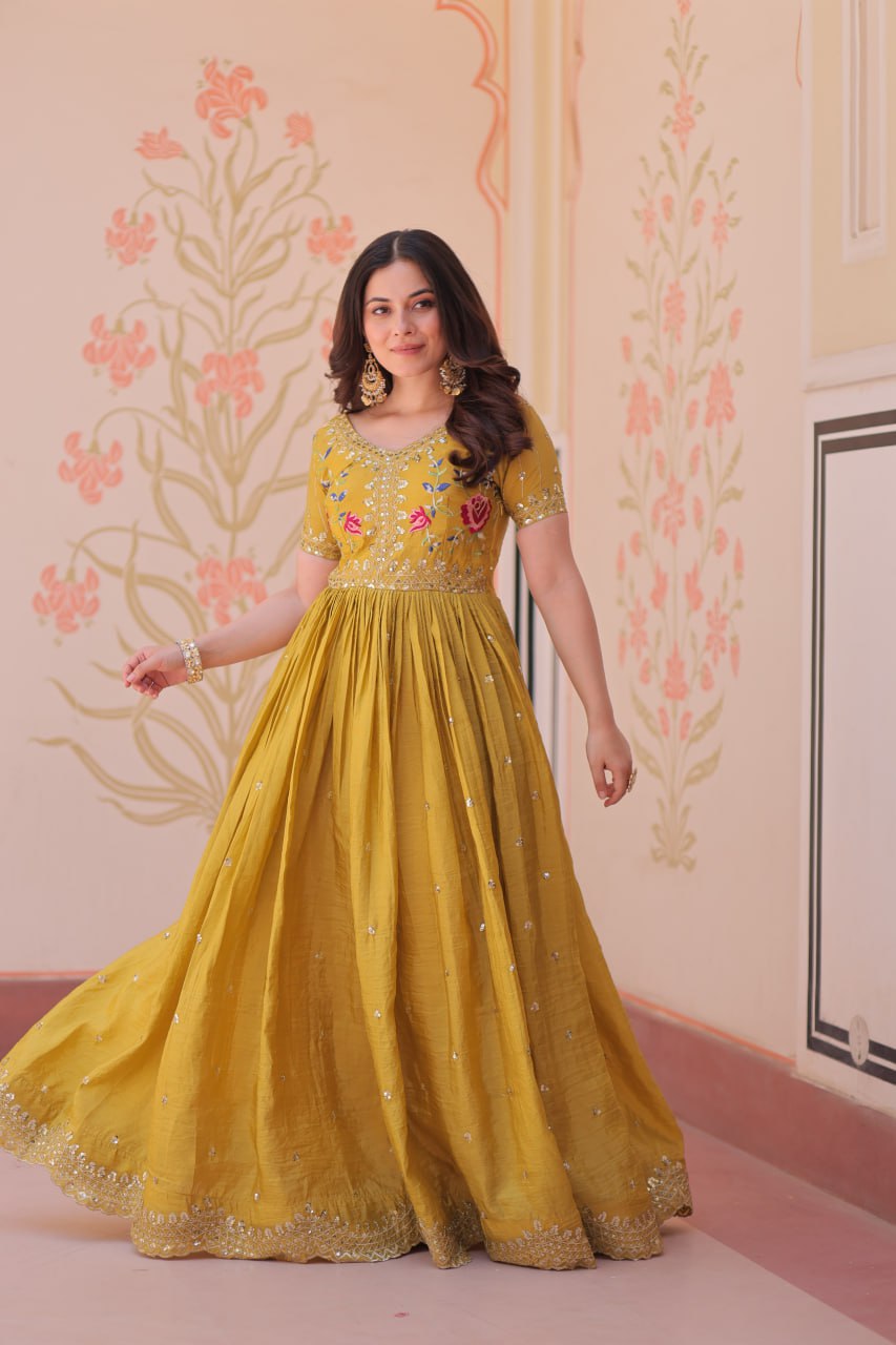 Gold Crush DESIGNER GOWN - Vastra Gehna