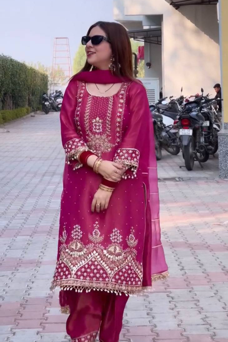 DESIGNER 3 PIS SUIT PARTY WEAR - Vastra Gehna