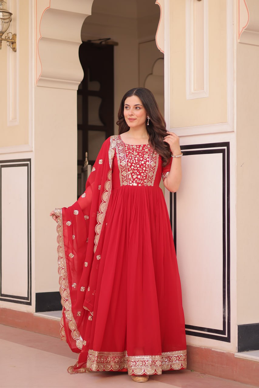 DESIGNER READYMADE GOWN - Vastra Gehna