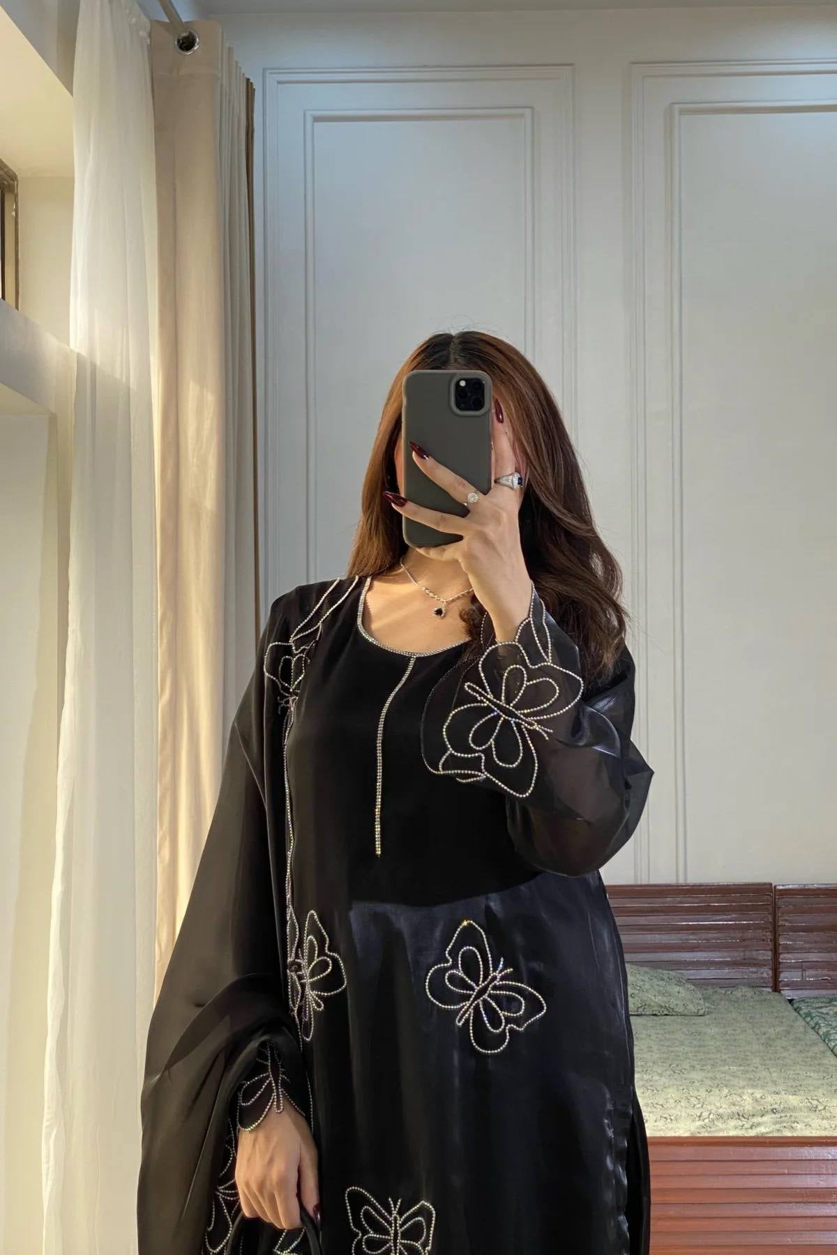 HAVY ZIMYCHU WITH HOT FIX DIAMOND WORK - Vastra Gehna