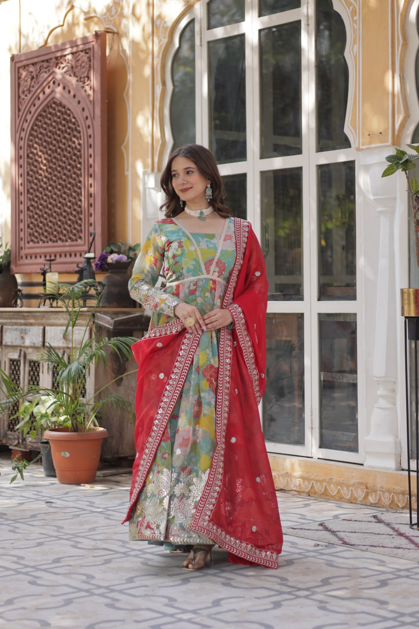 ALIA CUT GOWN WITH DUPATTA SET (Copy) - Vastra Gehna