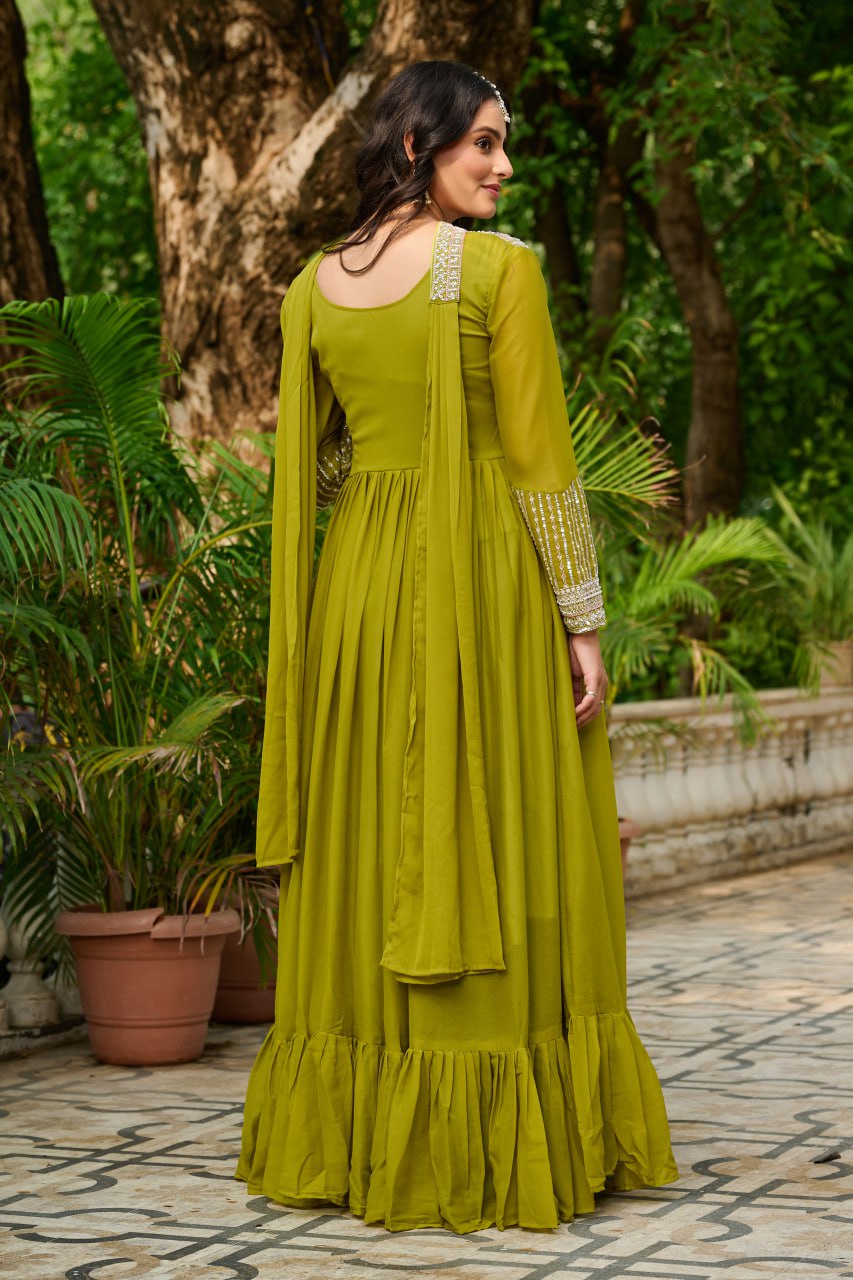 DESIGNER READYMADE GOWN - Vastra Gehna