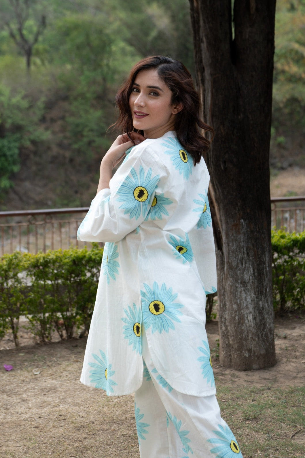 blue sunflower print on cotton Co-Ord Set - Vastra Gehna