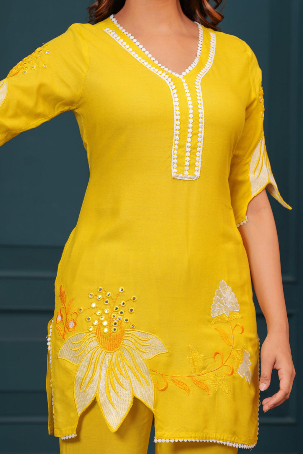 Our elegant designer floral multicolour cutting kurta & plazzo co-ord set set pure cotton - Vastra Gehna