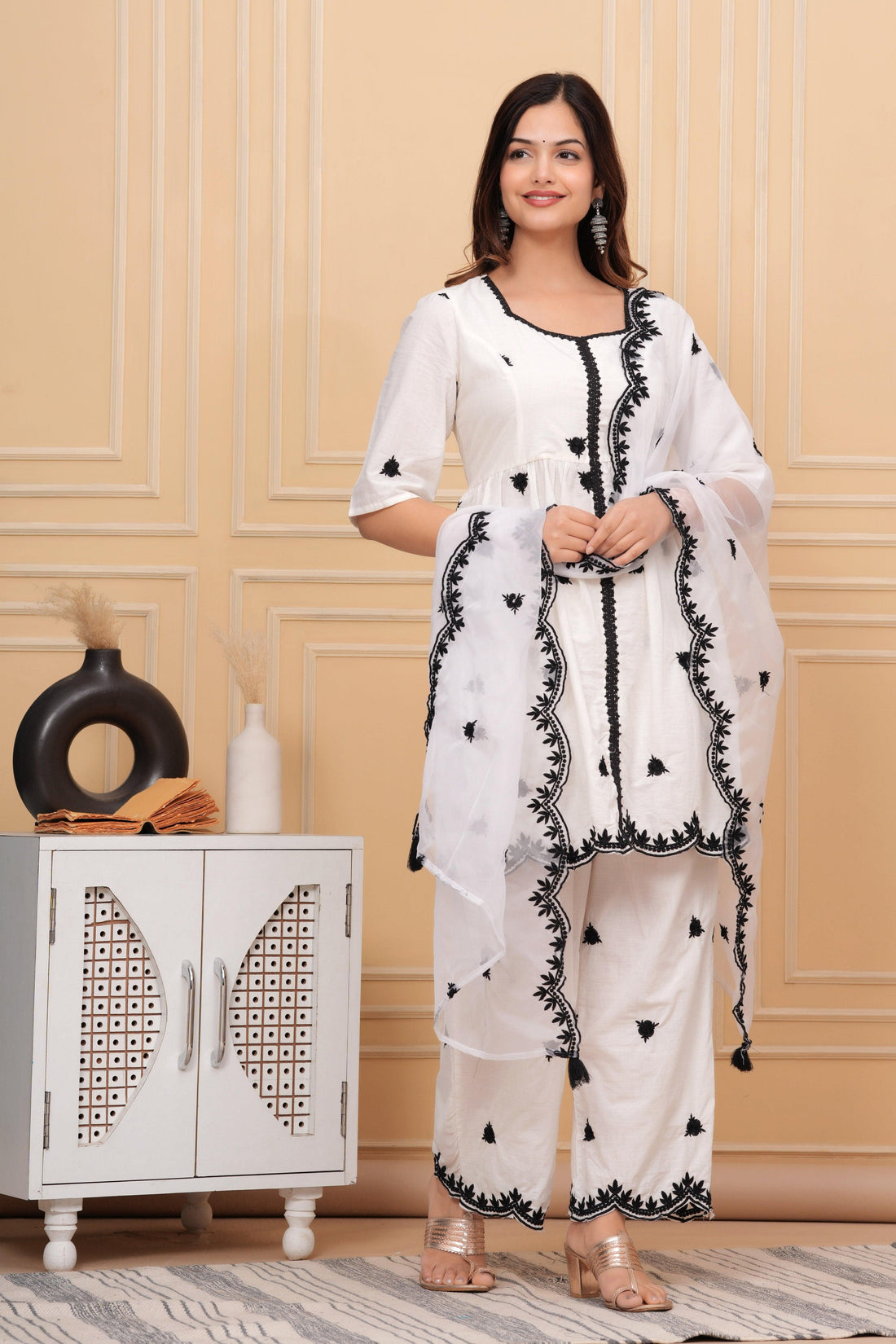 Our elegant designer black thread work kurta & plazzo with dupatta co-ord set pure cotto - Vastra Gehna