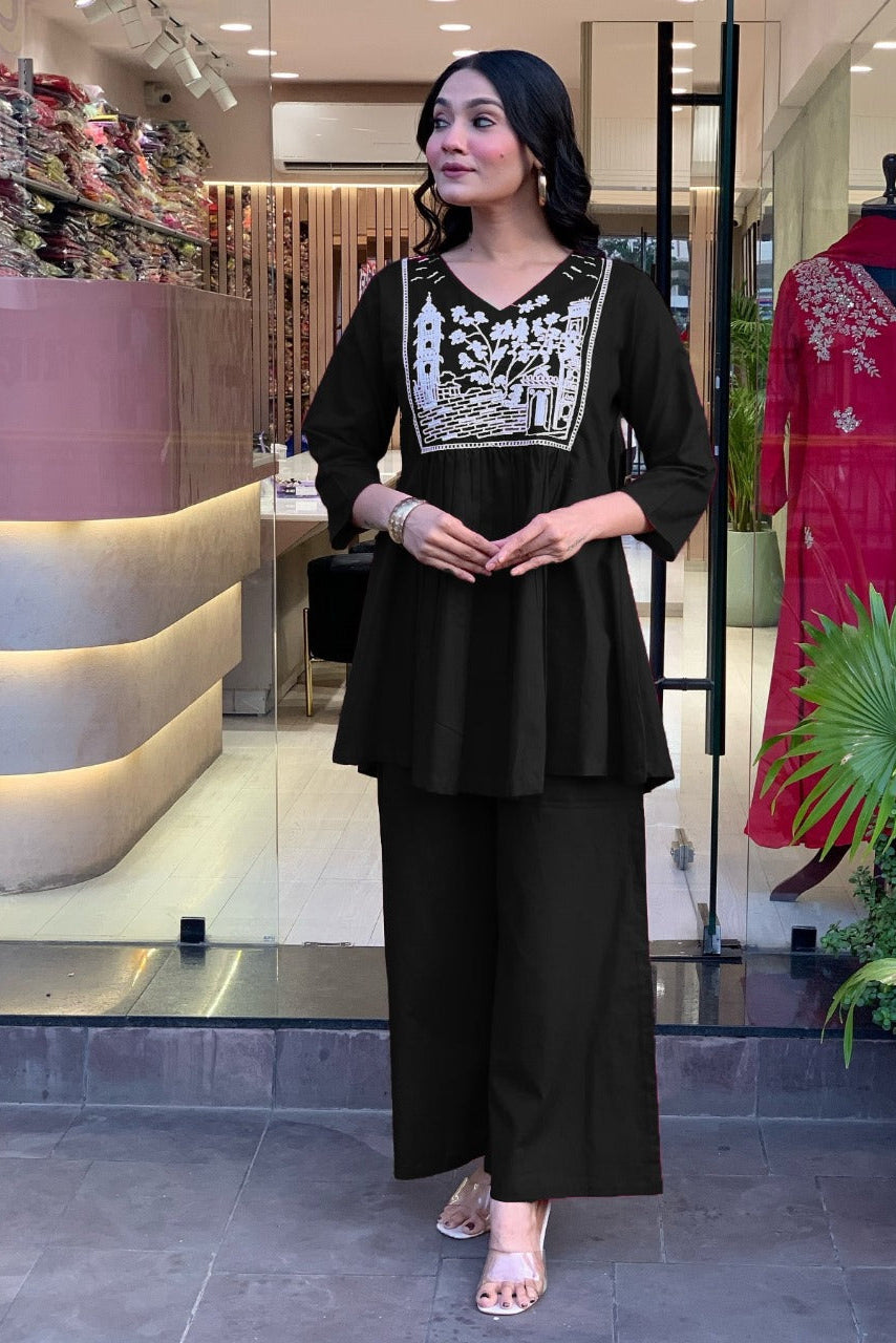 Our elegant designer thread kurta & plazzo co-ord set pure cotton. - Vastra Gehna