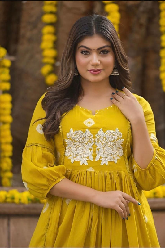 Our elegant yellow designer printed kurta & plazzo co-ord set set pure cotton. - Vastra Gehna