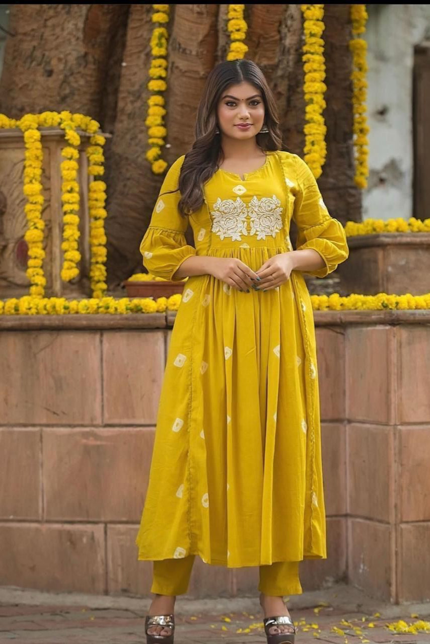 Our elegant yellow designer printed kurta & plazzo co-ord set set pure cotton. - Vastra Gehna