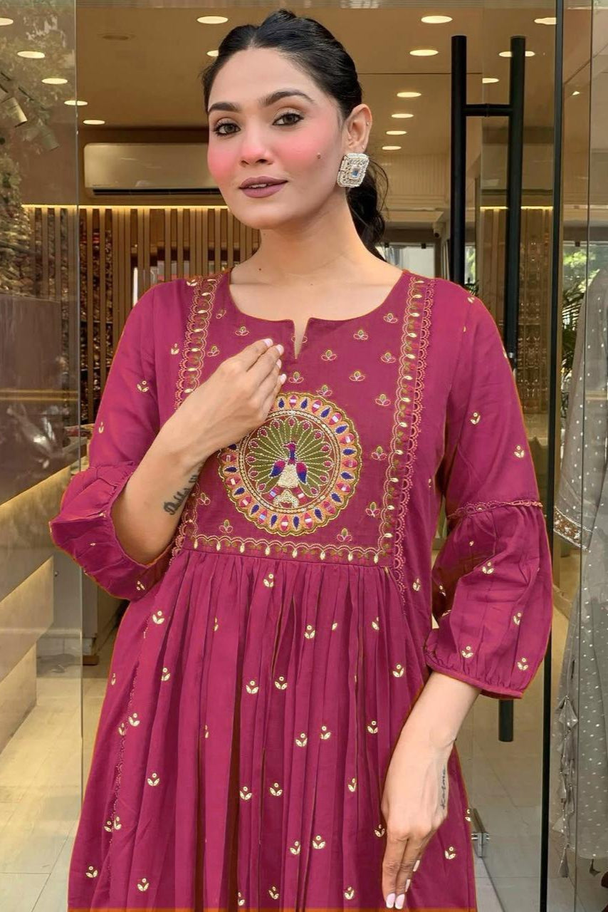 Our elegant designer thread kurta & plazzo with dupatta co-ord set pure cotton. - Vastra Gehna