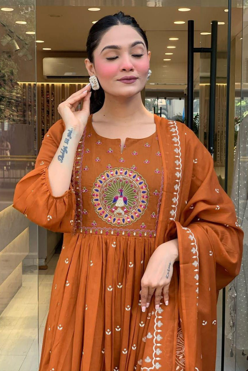 Our elegant designer thread kurta & plazzo with dupatta co-ord set pure cotton. - Vastra Gehna