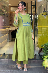 Our elegant thread kurta wih plazzo co-ord set pure cotton. - Vastra Gehna