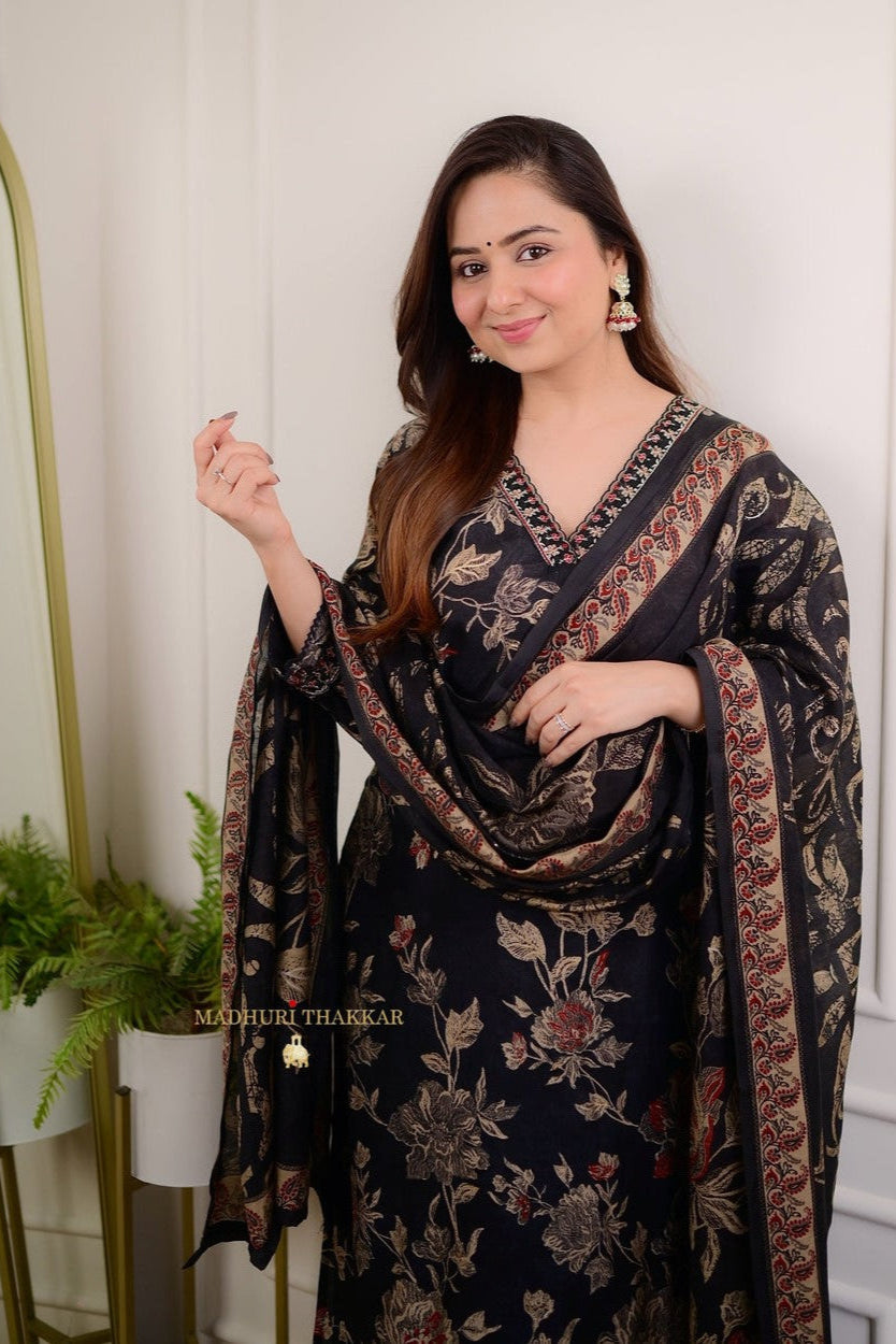 Our elegant designer printed kurta plazzo with dupatta co-ord set set pure cotton. - Vastra Gehna