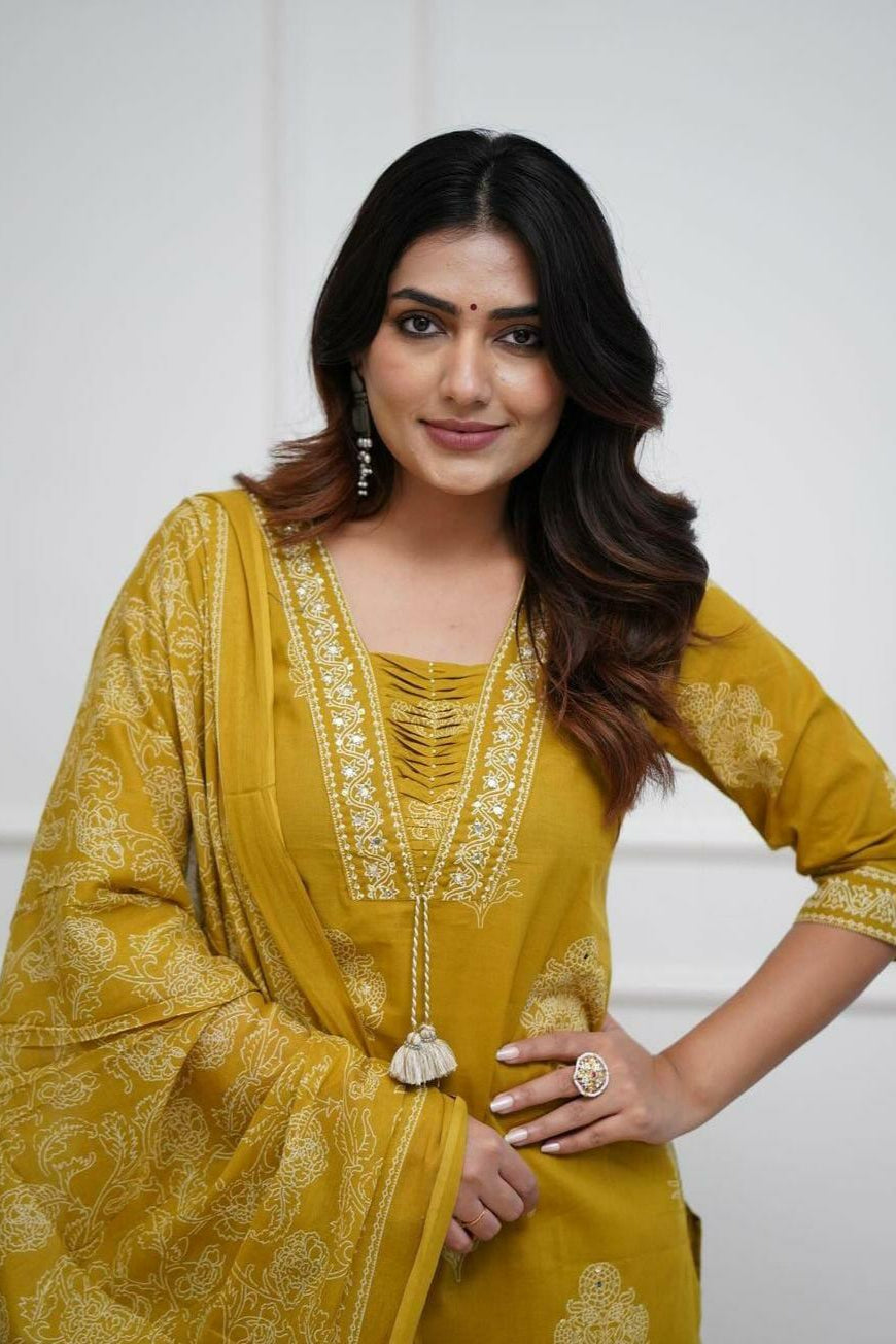 Our elegant designer printed kurta ; plazzo with dupatta co-ord set set pure cotton. - Vastra Gehna