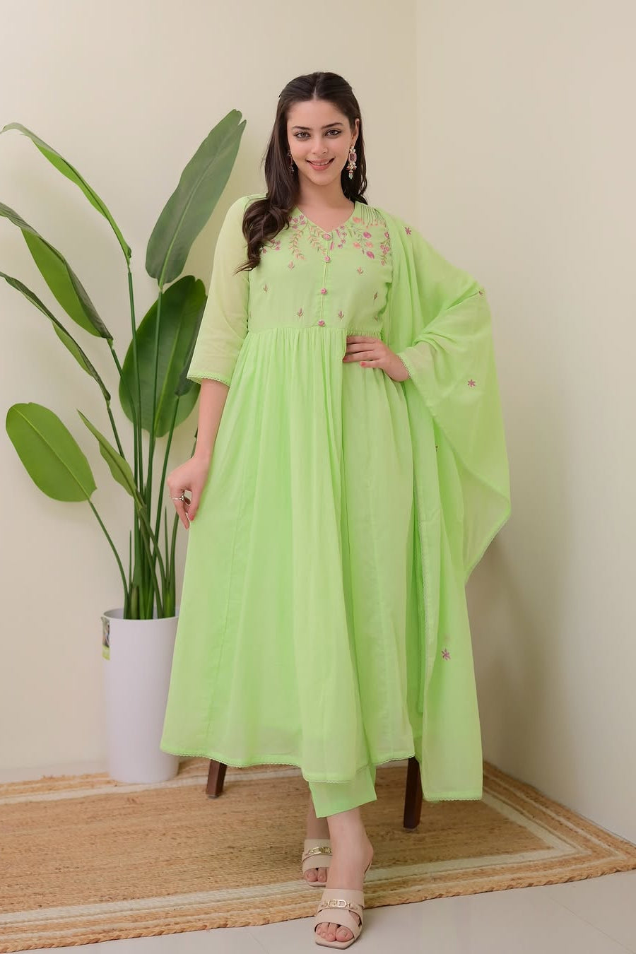 Our elegant designer Embroidary work dupatta with kurta & plazzo co-ord set pure cotton - Vastra Gehna