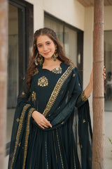 Rich Zari & Sequins - Vastra Gehna