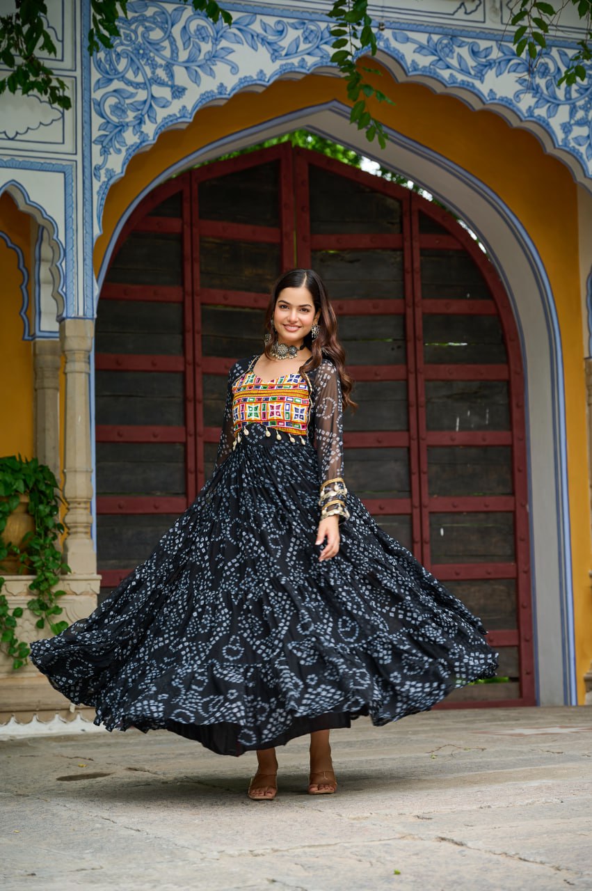 NAVRATRI DANDIYA DESIGNER VASTRA - Vastra Gehna