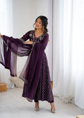 Fully Stitched & Ready to Wear