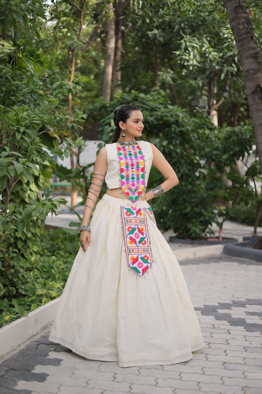 Kora Cotton With Attractive  Kutchi Gamthi  Work