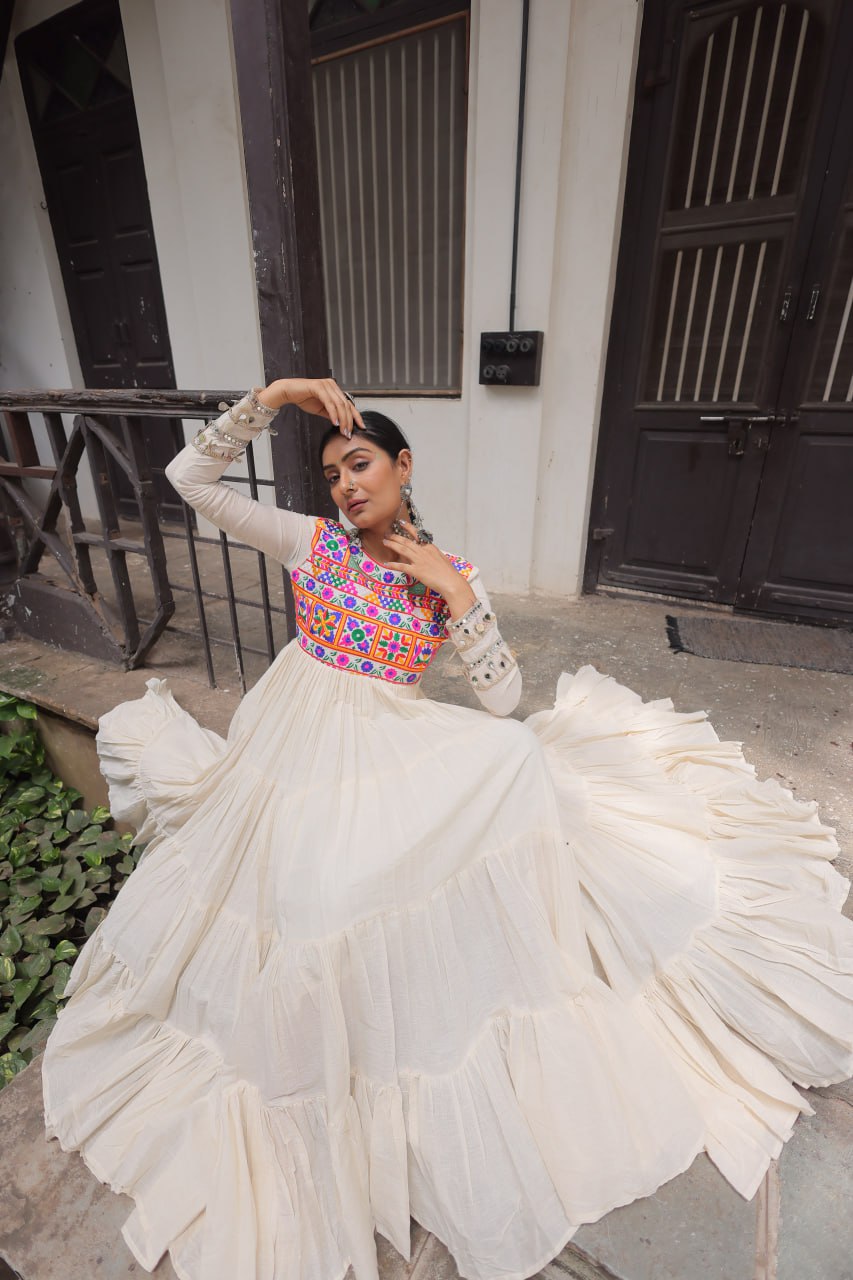 Kora Cotton with Multi Thread dandiya lehenga
