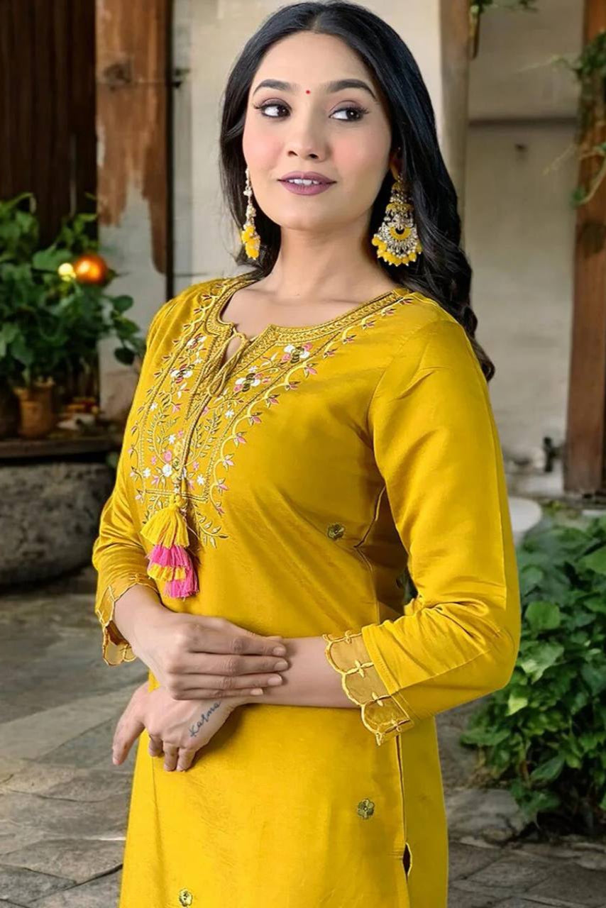 HAVY ROMAN SILK  TOP AND PANT WITH FANCY DUPPATA - Vastra Gehna