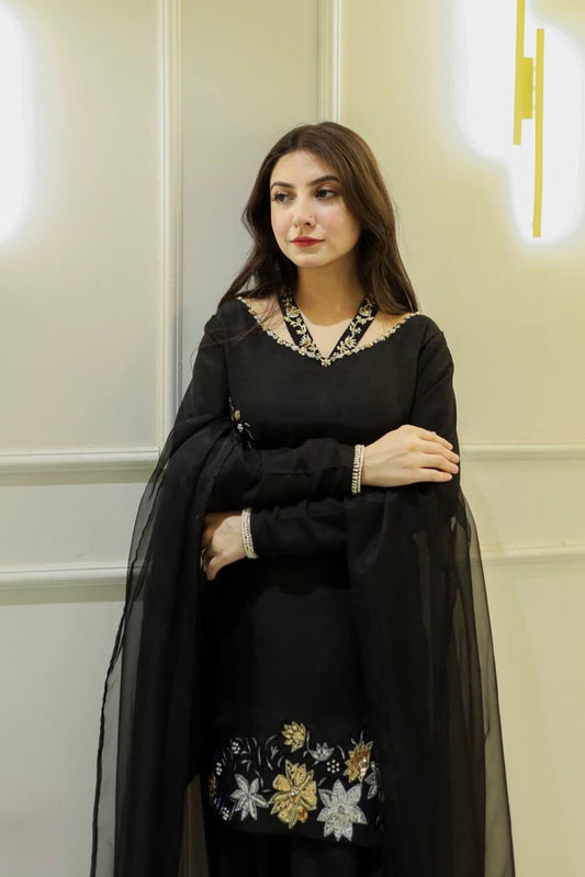 New Designer Collection In Natural Crep Silk Top-Bottom And Dupatta Set Fully Stitched Ready To Wear