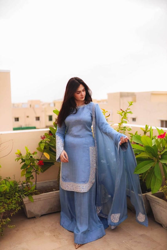 Designer Party Wear Look - Vastra Gehna