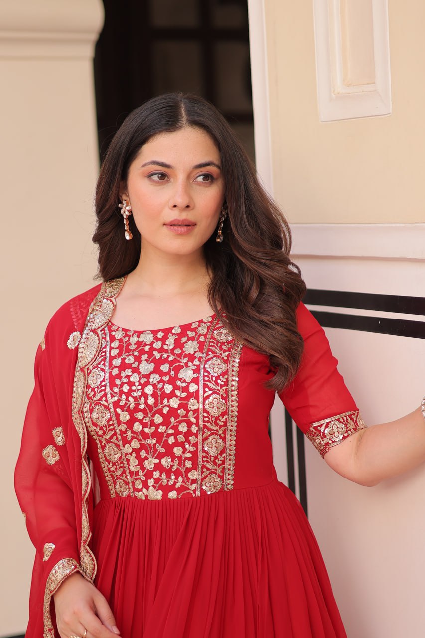 DESIGNER READYMADE GOWN - Vastra Gehna