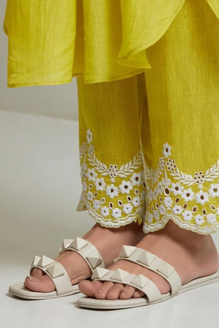 Our elegant designer thread kurta & plazzo  with dupatta  co-ord set pure cotton. - Vastra Gehna