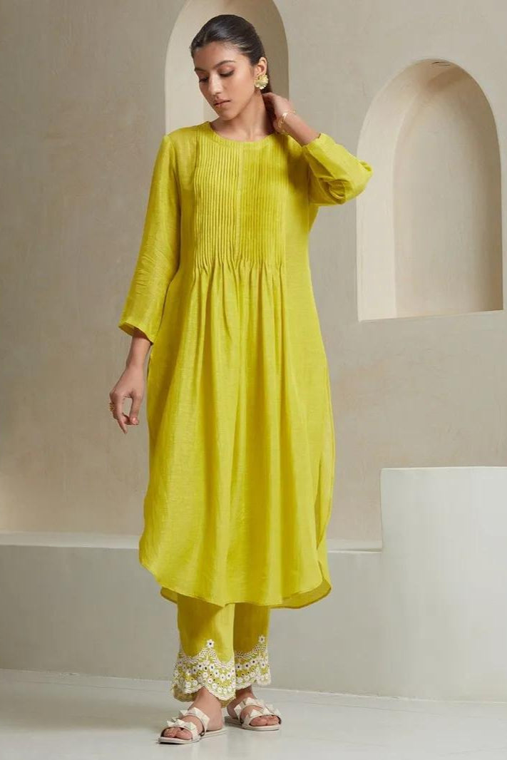 Our elegant designer thread kurta & plazzo  with dupatta  co-ord set pure cotton. - Vastra Gehna