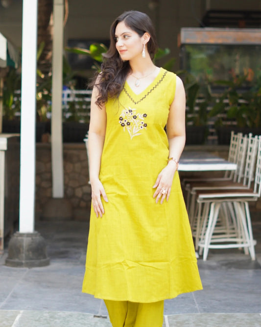 Our elegant designer printed Cord set