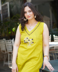 Our elegant designer printed Cord set