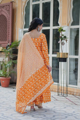 Elegant V-Neck Cotton Suit Set with Dupatta – Everyday Grace - Vastra Gehna