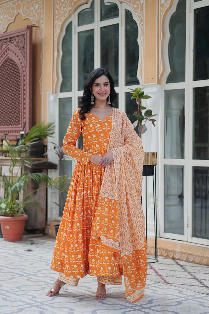 Elegant V-Neck Cotton Suit Set with Dupatta – Everyday Grace - Vastra Gehna