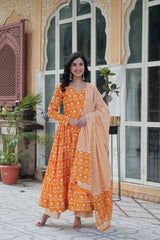 Elegant V-Neck Cotton Suit Set with Dupatta – Everyday Grace - Vastra Gehna