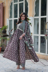 Soft Elegance – Pure Cotton Kurta Set with Dupatta - Vastra Gehna