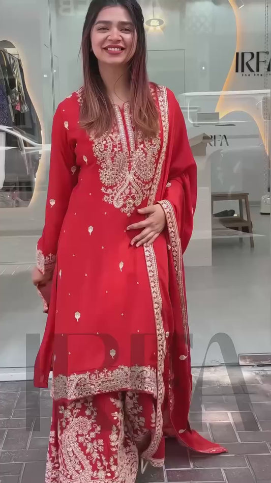 NEW ĐĚSIGNER PARTY WEAR TOP AND SARARA.